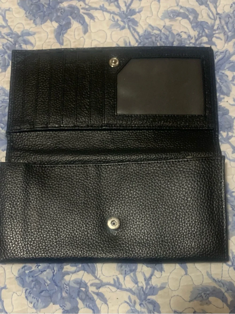Source Unknown Black Pebbled Leather Clutch Wallet